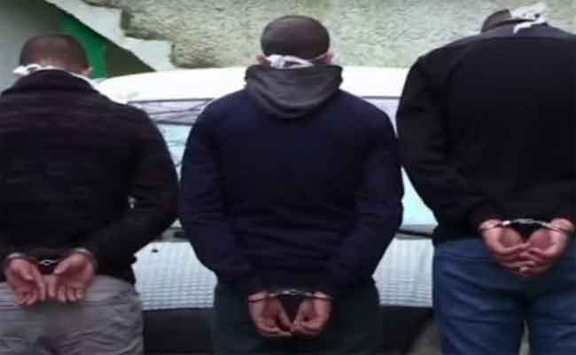 الإطاحة بشبكة إجرامية منظمة لتهريب المهاجرين بتلمسان