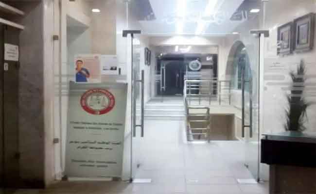 الاتحاد الوطني لمنظمات المحامين الجزائريين يتضامن مع هيئة المحامين بتونس