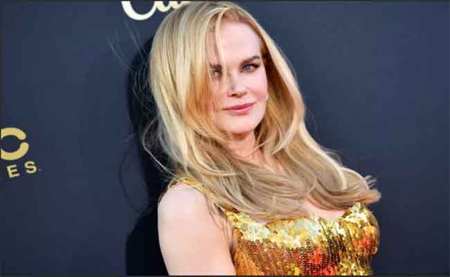 نيكول كيدمان تتسلم جائزة إنجاز العمر بحضور ابنتيها صنداي وفيث…