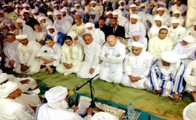 تثمين رئيس الجمهورية دور الزوايا في ترسيخ قيم الإسلام والوسطية