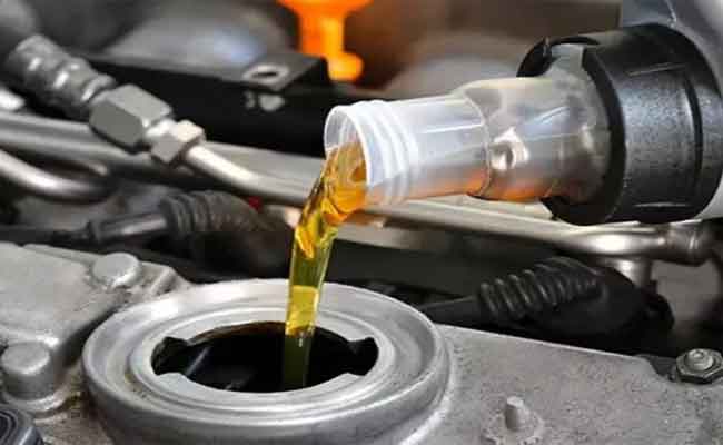 توقيف شخص متلبسا بـ20 ألف لتر من زيوت المحركات معدة للتقليد بالمسيلة