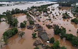 ارتفاع عدد قتلى الأمطار الغزيرة في جنوب البرازيل إلى 56