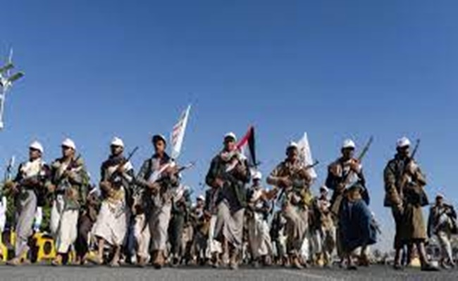 تلغراف: تحالف الحوثي والقاعدة ينذر بتفجّر أوضاع اليمن