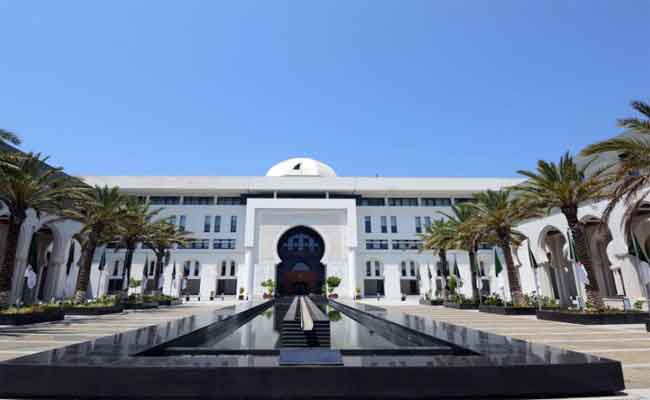 إدانة جزائرية للمجزرة الوحشية في مخيم النصيرات بقطاع غزة