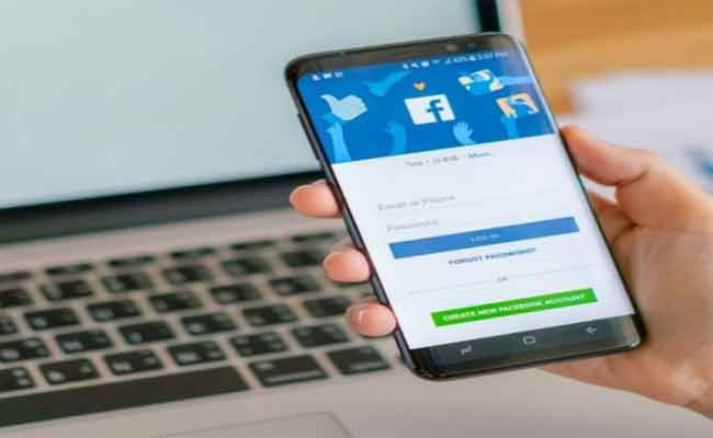 الإطاحة بشبكة إجرامية تحترف النصب عبر الفايسبوك بأم البواقي 