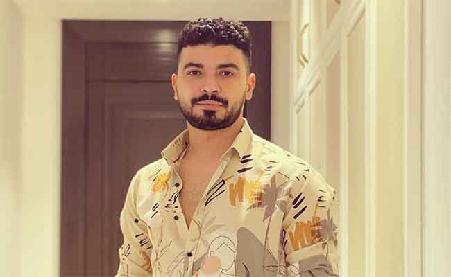 محمد أنور يروج لأحدث أعماله جوازة توكسيك…