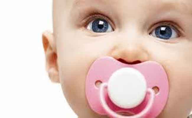 حقائق عن اللهايات للأطفال الرضع…إيجابيات وسلبيات