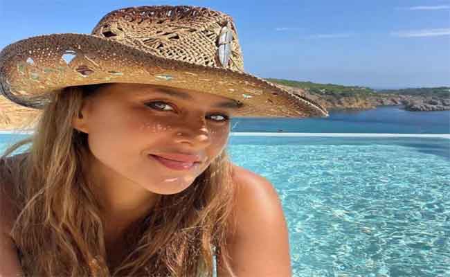 بحضور مُلفت نيللي كريم في أول ظهور بعد الانفصال: شاهدوا جمالها