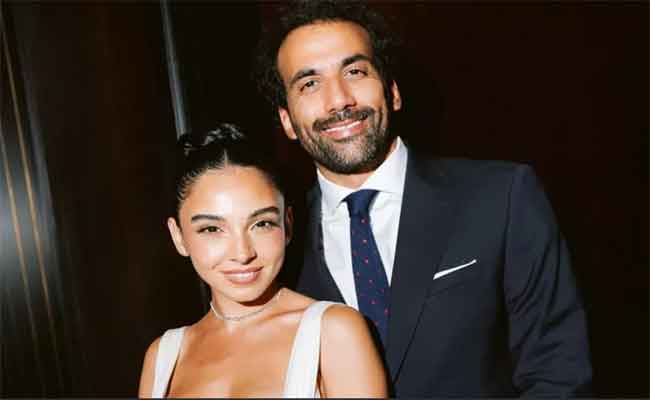 هند صبري تهنئ سلمى أبو ضيف بعقد قرانها والأخيرة تعلق…