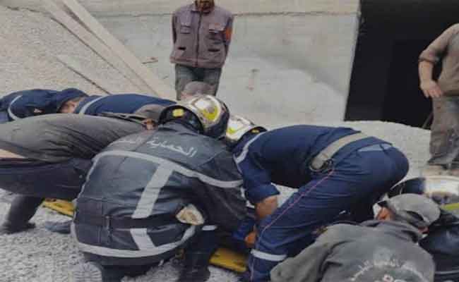 سقوط مميت لثلاثيني من الطابق الخامس لبناية قيد الإنجاز بسكيكدة