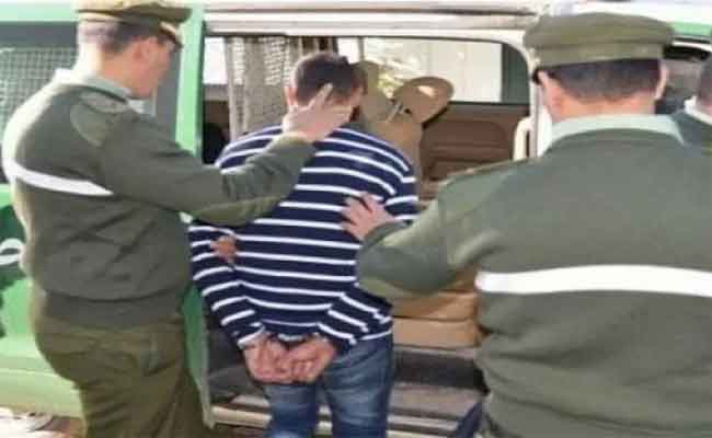 توقيف شخصين سلبا شخصا سيارته بالاعتداء عليه بسكين بأم البواقي