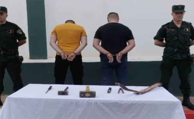 توقيف شخصين يحترفان سرقة الحديد بوهران