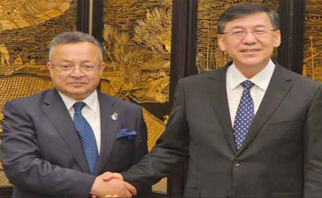 بداري يتباحث مع نظيره الصيني بشنغهاي