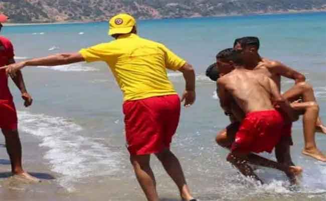 غرق 4 أشخاص وإنقاذ 949 آخرين في ظرف 24 ساعة