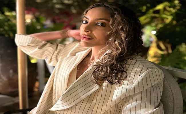 فاطمة الصفي تحرج متابعة بسبب أسلوبها…