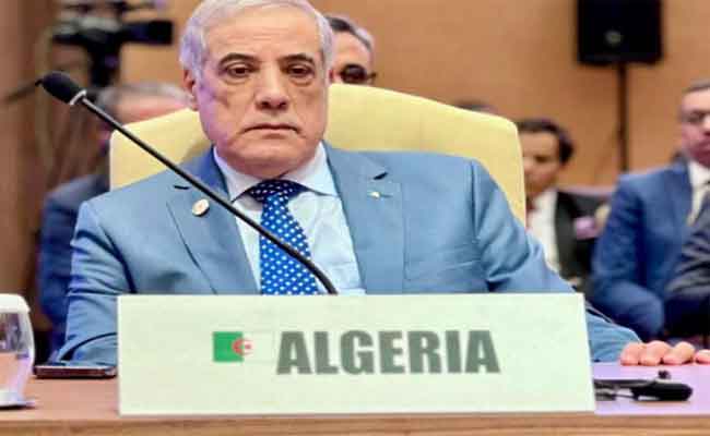 العرباوي يمثل تبون في اجتماع بين الإتحاد الأفريقي والمجموعات الاقتصادية و الآليات الإقليمية بغانا