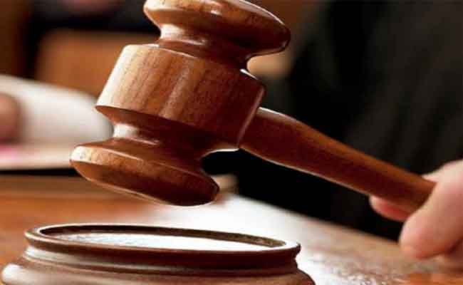 التماس 5 سنوات لعشريني يعتدي على والده بالضرب