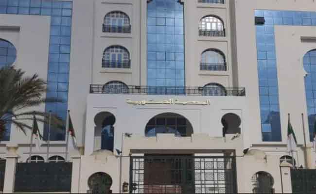 شروع المحكمة الدستورية في دراسة ملفات المترشحين واستقبال الطعون