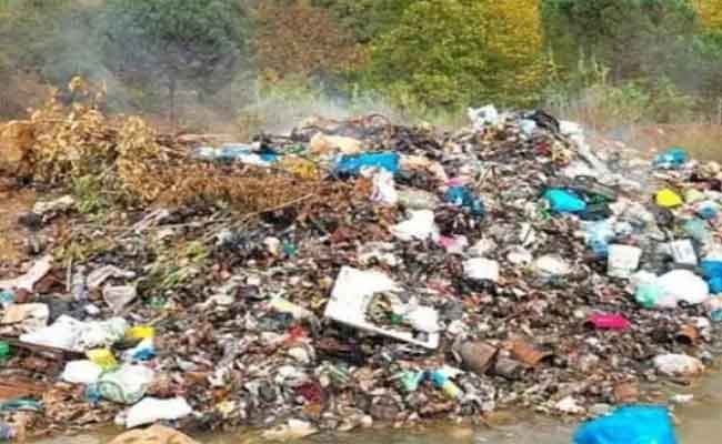 ولاية بجاية تغلق 18 مفرغة عشوائية من أصل 34