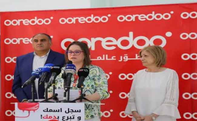 تبرع عمال Ooredoo بالدم