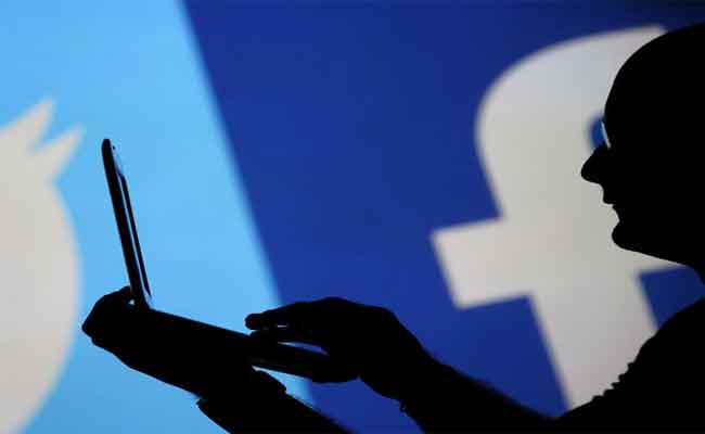 توقيف أربعيني استغل صفحة فايسبوكية للنصب على موظفات قطاع العدل