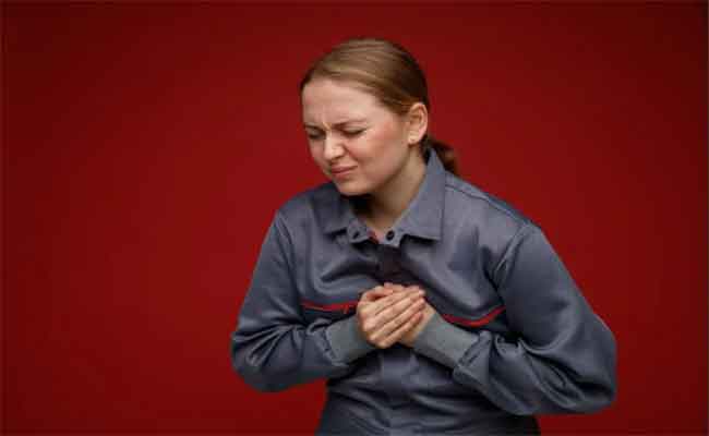 أسباب ضيق التنفس وخفقان القلب عند النوم بوصف طبيب