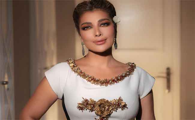 بسبب لقب صوت كل الأمم…رسائل غزل بين فائق حسن وأصالة