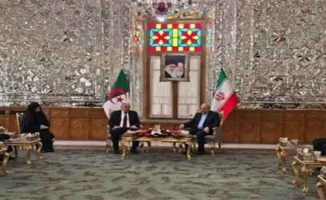 بوغالي يتحادث مع رئيس مجلس الشورى الإيراني