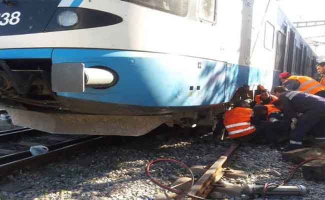 قطار لنقل المسافرين ينهي حياة شخص بعين الدفلى