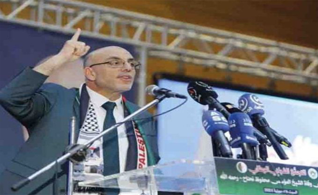 حساني يؤكد أنه سيعمل على “نزع فكرة الهجرة غير الشرعية من عقول الشباب”