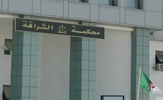 إدانة ثلاثيني بعام حبسا نافذا تورط في الاعتداء على زوجته بمقص 