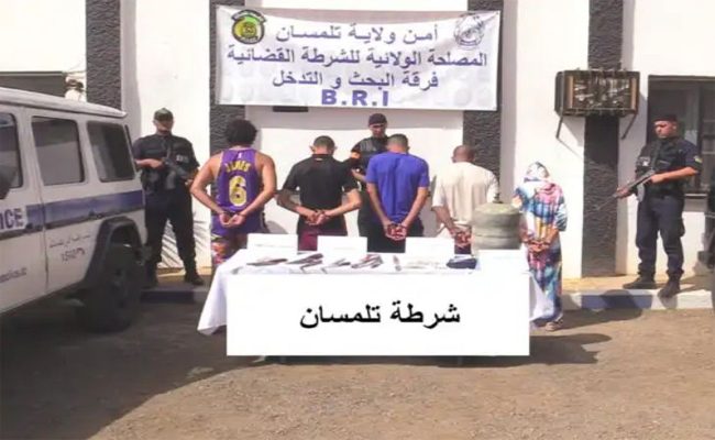 الإطاحة بعصابة إجرامية تحترف الاعتداء على المواطنين باستعمال الكلاب بتلمسان