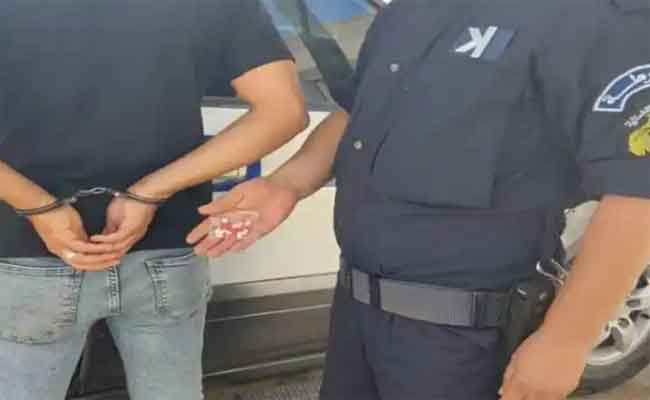 مداهمات أمنية تخلف توقيف 58 شخص من بينهم 3نساء بقسنطينة