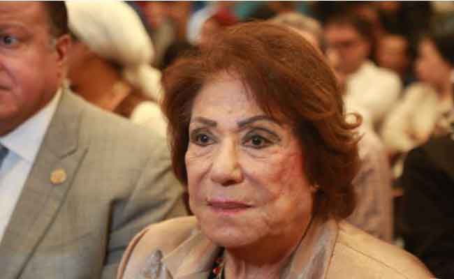 هل اعتزلت سميحة أيوب عالم التمثيل؟ مصدر مقرب من الفنانة يكشف الحقيقة