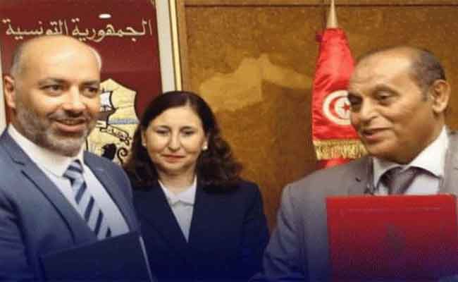 زهانة يوقع مع نظيرته التونسية مذكّرة تفاهم بين وكالة الطيران المدني الجزائرية والتونسية
