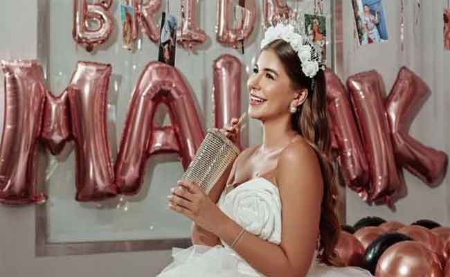 بعد ظهورها بالفستان الأبيض…كم مرة ظهرت فيها ملك قورة بفستان الزفاف؟!