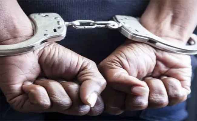 الاطاحة بشخصين تورطا في سرقة محل لبيع المجوهرات بأم البواقي