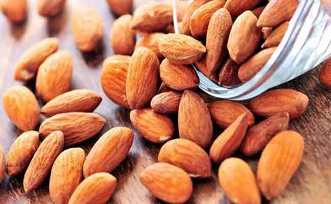 فوائد اللوز للنساء…أبرزها للصحة والبشرة والشيخوخة