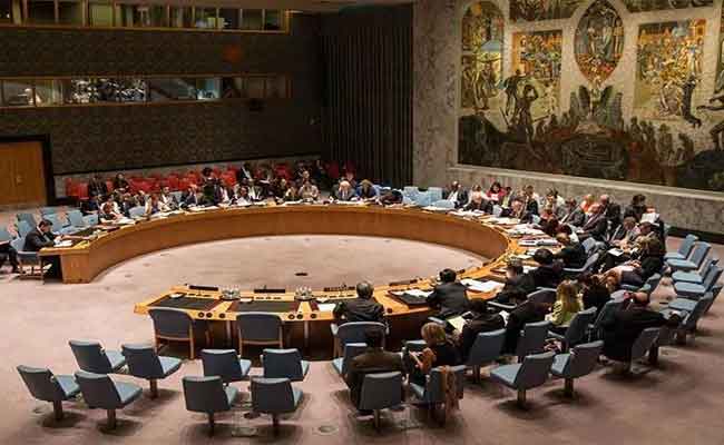 الجزائر تدعو مجلس الأمن لاجتماع طارئ لمناقشة التطورات في فلسطين