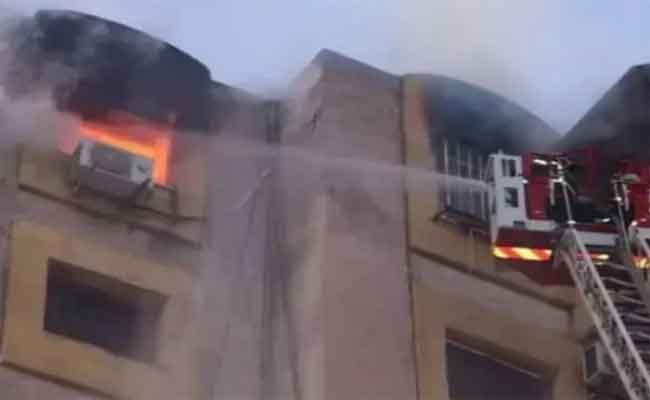 نشوب حريق في بناية سكنية بباتنة دون تسجيل خسائر بشرية