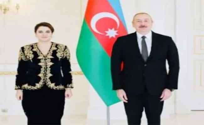 تسلم الرئيس الأذربيجاني أوراق اعتماد السفيرة الجزائرية الجديدة