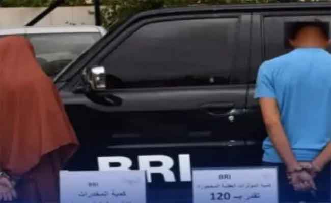 تفكيك شبكة إجرامية تحترف ترويج المهلوسات تحت جلباب فتاة بالشلف