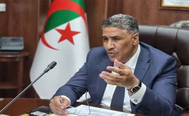 بلعريبي يعلن عن إنشاء 29 قطب حضرى عبر 27 ولاية