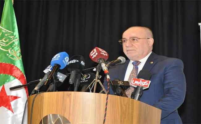 إعلان بلمهدي عن انطلاق قافلة علمية