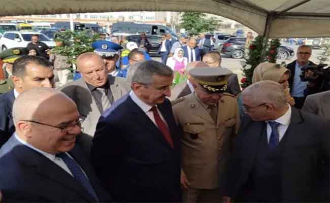 شرفة يعطي إشارة انطلاق عملية الحرث والبذر من سطيف