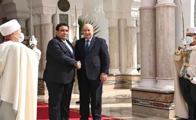 استقبال تبون رئيس المجلس الرئاسي الليبي