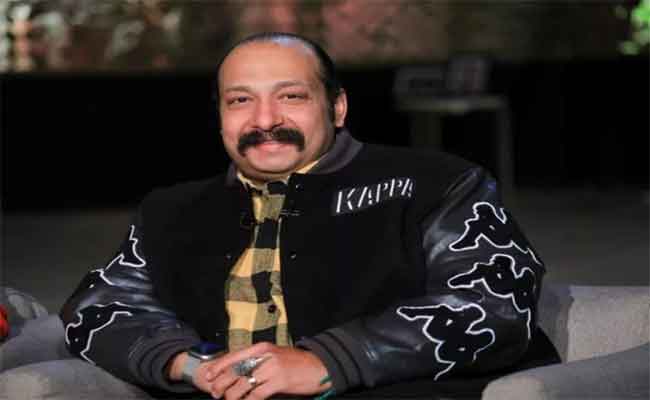 محمد ثروت يحتفل بيوم ميلاده…وتامر حسني أول المتواجدين