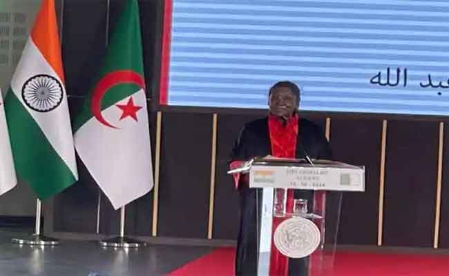 الرئيسة الهندية: “الجزائر حققت تفوقا في علم الفضاء”