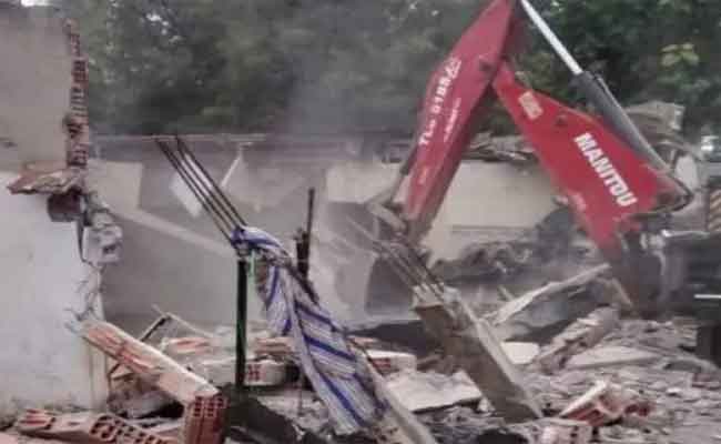 ترحيل 20 عائلة تقطن بسكنات هشة بالمدية