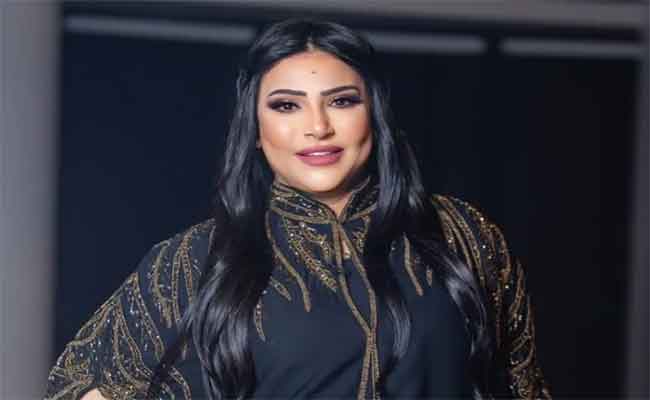 بدرية طلبة تُقدم عرضاً مسرحياً في باريس